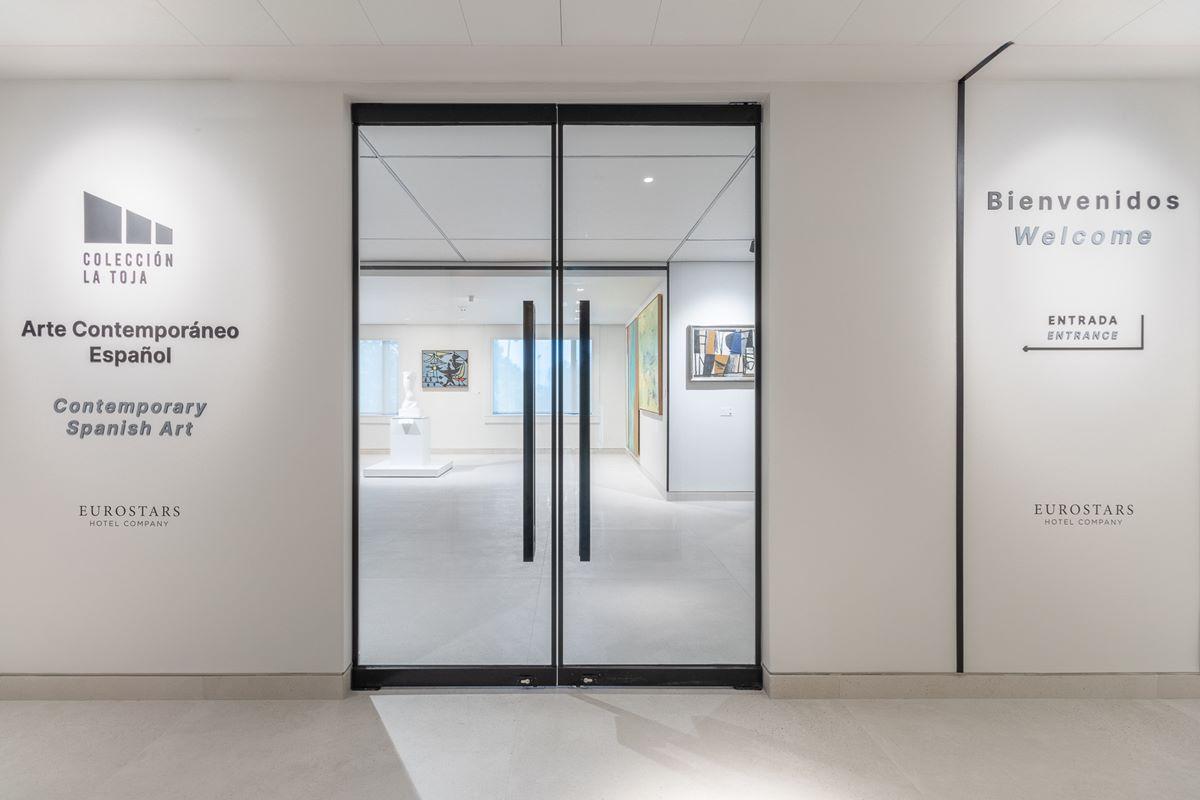 ยูโรสตาร์ สวีทส์ มิราซิเอร่า Hotel มาดริด ภายนอก รูปภาพ Entrance to the museum