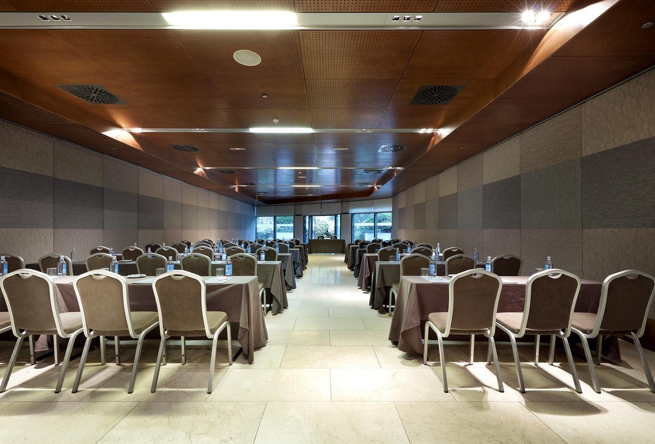 ยูโรสตาร์ สวีทส์ มิราซิเอร่า Hotel มาดริด ภายนอก รูปภาพ The cafeteria